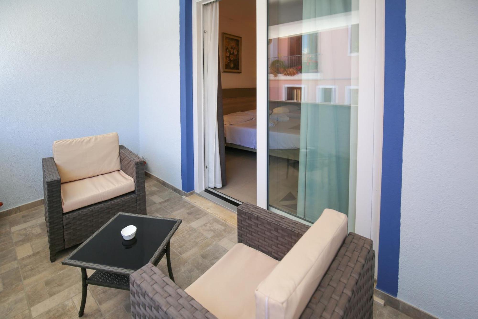 The Square Castelsardo Hotel Ngoại thất bức ảnh
