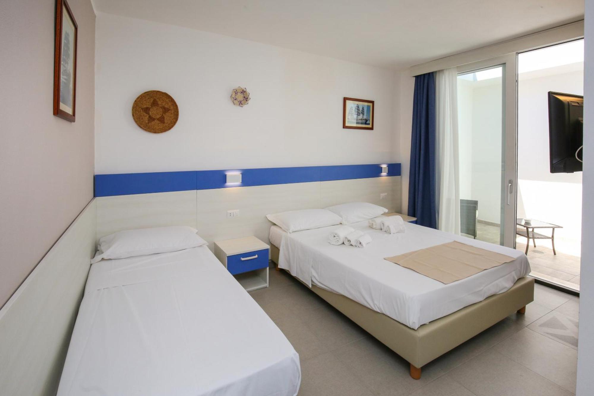 The Square Castelsardo Hotel Ngoại thất bức ảnh