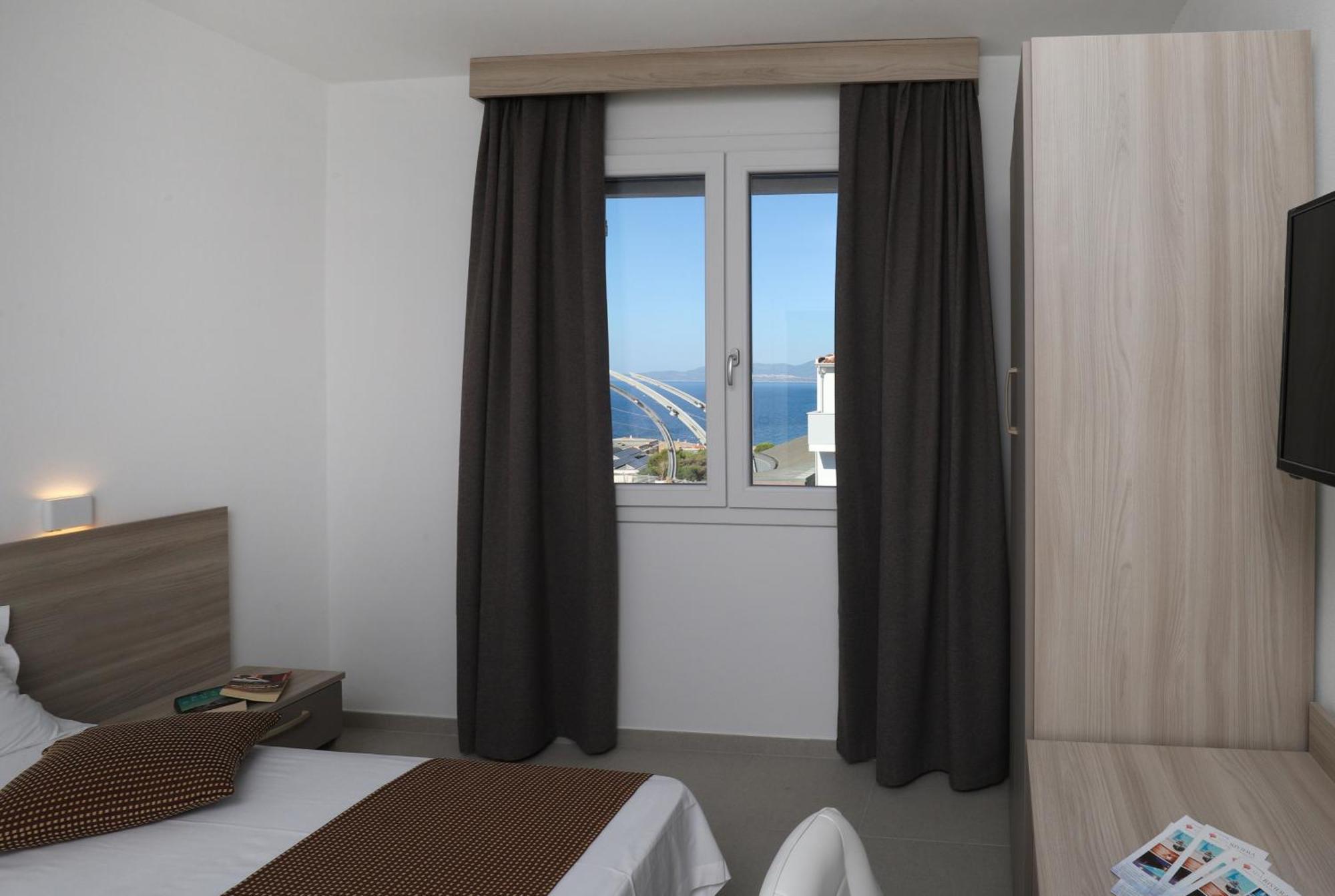 The Square Castelsardo Hotel Ngoại thất bức ảnh
